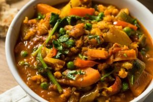 Homemade Spicy Vegan Vegetable Curry with Rice and Naan